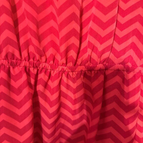 Candies Red and Pink Chevron Mini Dress with pockets in a size medium - Picture 8 of 8